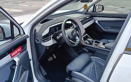 Geely Atlas, 2024 год, 3 000 000 рублей, 7 фотография