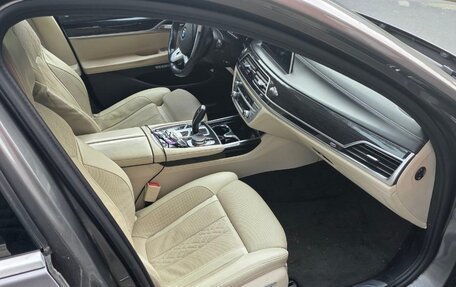 BMW 7 серия, 2016 год, 4 200 000 рублей, 5 фотография