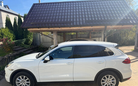 Porsche Cayenne III, 2012 год, 2 500 000 рублей, 2 фотография