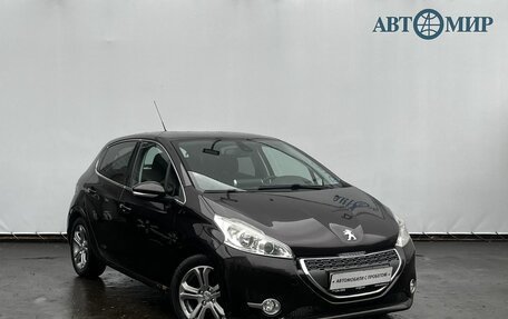 Peugeot 208 II, 2013 год, 800 000 рублей, 3 фотография