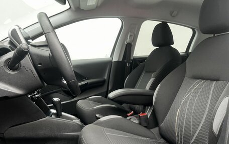 Peugeot 208 II, 2013 год, 800 000 рублей, 10 фотография