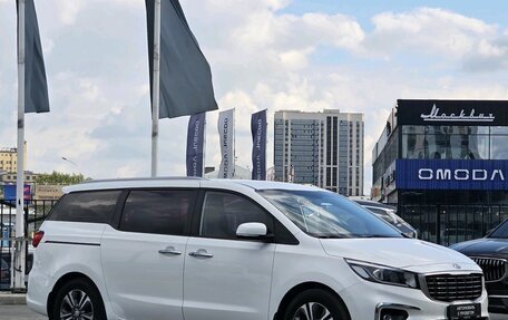 KIA Carnival, 2020 год, 3 150 000 рублей, 3 фотография