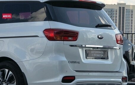KIA Carnival, 2020 год, 3 150 000 рублей, 10 фотография