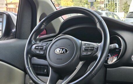 KIA Carnival, 2020 год, 3 150 000 рублей, 29 фотография