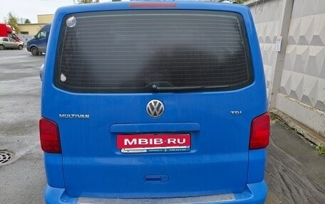 Volkswagen Multivan T5, 2006 год, 1 450 000 рублей, 2 фотография