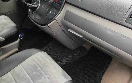 Volkswagen Multivan T5, 2006 год, 1 450 000 рублей, 9 фотография