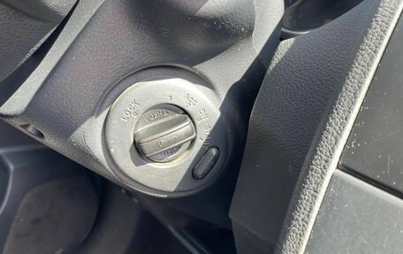 Nissan Tiida, 2008 год, 650 000 рублей, 14 фотография