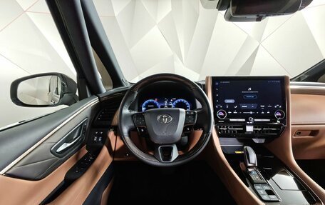 Toyota Alphard, 2024 год, 10 299 000 рублей, 19 фотография