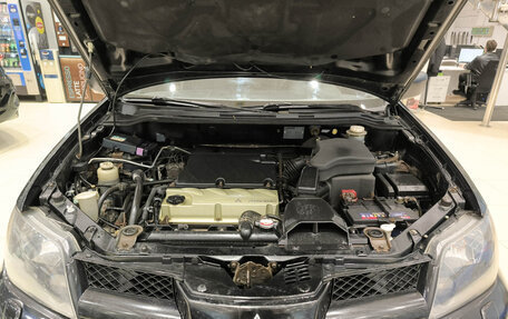 Mitsubishi Outlander III рестайлинг 3, 2004 год, 399 000 рублей, 13 фотография