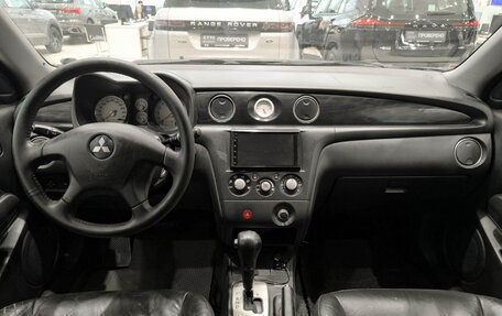 Mitsubishi Outlander III рестайлинг 3, 2004 год, 399 000 рублей, 18 фотография