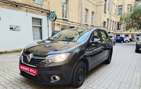 Renault Logan II, 2018 год, 950 000 рублей, 2 фотография