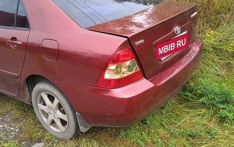 Toyota Corolla, 2004 год, 465 000 рублей, 3 фотография