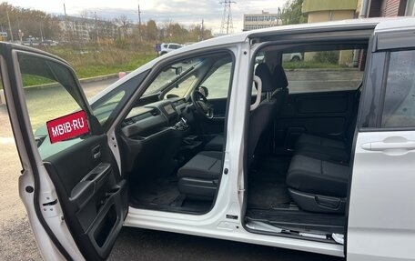 Honda Freed II, 2016 год, 1 340 000 рублей, 5 фотография