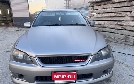 Toyota Altezza, 1999 год, 750 000 рублей, 2 фотография