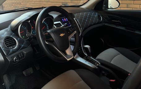 Chevrolet Cruze II, 2011 год, 570 000 рублей, 9 фотография
