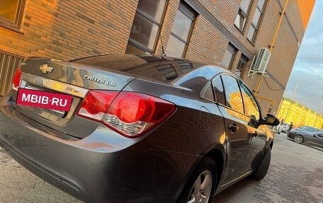 Chevrolet Cruze II, 2011 год, 570 000 рублей, 3 фотография