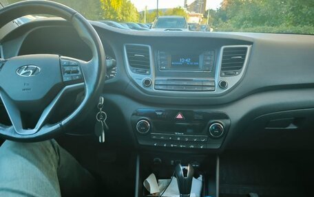 Hyundai Tucson III, 2016 год, 1 799 000 рублей, 10 фотография
