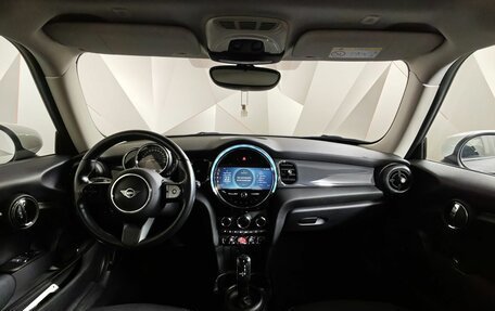 MINI Hatch, 2022 год, 2 650 000 рублей, 11 фотография