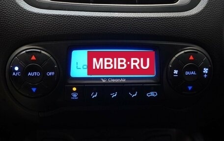 Hyundai ix35 I рестайлинг, 2012 год, 1 200 000 рублей, 12 фотография