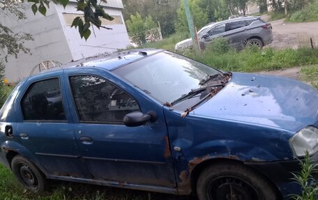 Renault Logan I, 2005 год, 70 000 рублей, 3 фотография