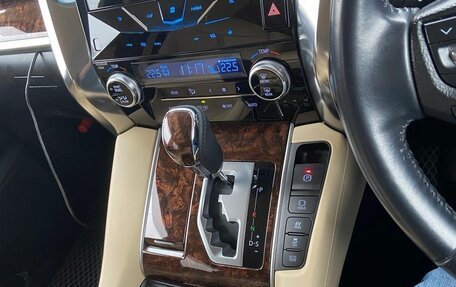 Toyota Alphard III, 2019 год, 4 500 000 рублей, 6 фотография