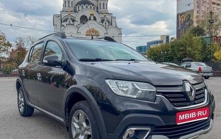 Renault Sandero II рестайлинг, 2020 год, 1 095 000 рублей, 1 фотография