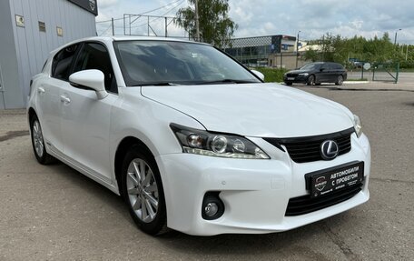 Lexus CT I рестайлинг, 2012 год, 1 390 000 рублей, 4 фотография