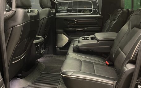 Rambler 1500, 2019 год, 6 100 000 рублей, 12 фотография