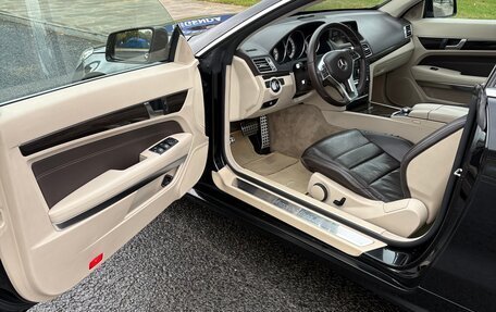Mercedes-Benz E-Класс, 2015 год, 1 800 000 рублей, 10 фотография