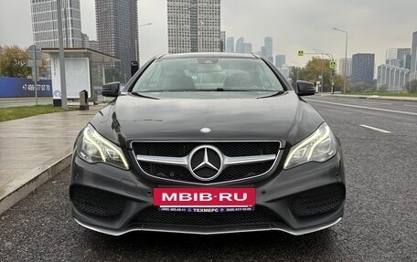 Mercedes-Benz E-Класс, 2015 год, 1 800 000 рублей, 3 фотография