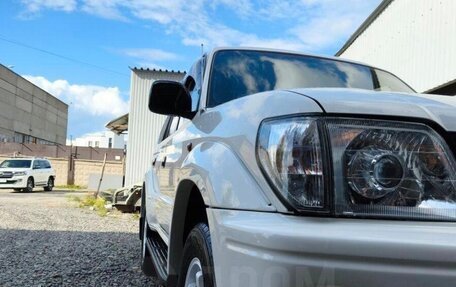 Toyota Land Cruiser Prado 90 рестайлинг, 1997 год, 1 450 000 рублей, 8 фотография