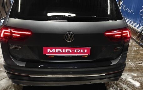 Volkswagen Tiguan II, 2019 год, 3 850 000 рублей, 10 фотография