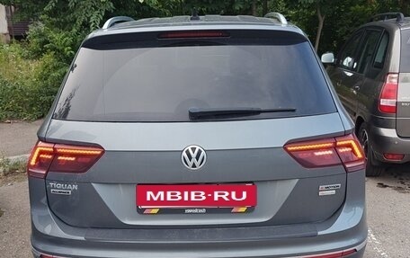 Volkswagen Tiguan II, 2019 год, 3 850 000 рублей, 7 фотография
