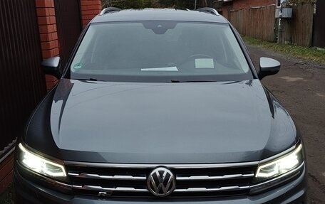 Volkswagen Tiguan II, 2019 год, 3 850 000 рублей, 14 фотография
