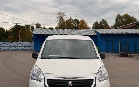 Peugeot Partner II рестайлинг 2, 2021 год, 1 500 000 рублей, 16 фотография