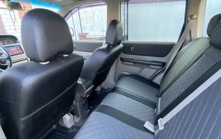 Nissan X-Trail, 2005 год, 850 000 рублей, 11 фотография