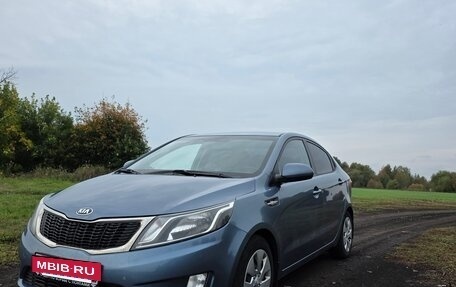 KIA Rio III рестайлинг, 2014 год, 655 000 рублей, 2 фотография