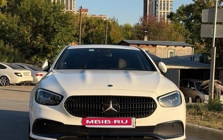 Mercedes-Benz E-Класс, 2021 год, 4 300 000 рублей, 4 фотография
