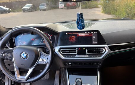 BMW 3 серия, 2019 год, 4 299 999 рублей, 7 фотография