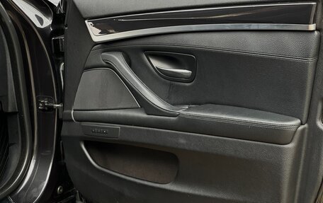 BMW 5 серия, 2013 год, 1 900 000 рублей, 23 фотография