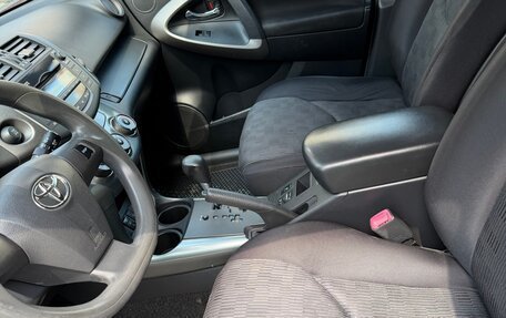 Toyota RAV4, 2011 год, 1 099 000 рублей, 10 фотография