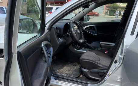Toyota RAV4, 2011 год, 1 099 000 рублей, 9 фотография