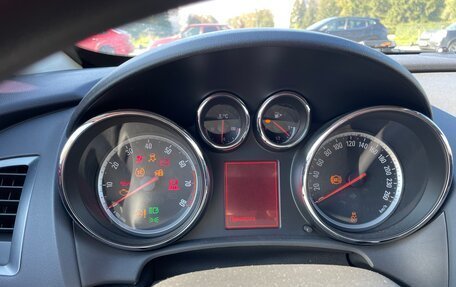 Opel Astra J, 2012 год, 700 000 рублей, 13 фотография