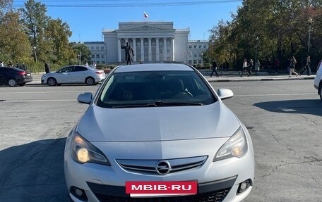 Opel Astra J, 2012 год, 700 000 рублей, 2 фотография