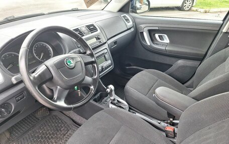 Skoda Fabia II, 2009 год, 299 000 рублей, 13 фотография