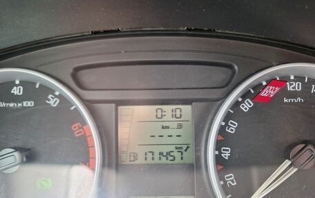 Skoda Fabia II, 2009 год, 299 000 рублей, 22 фотография