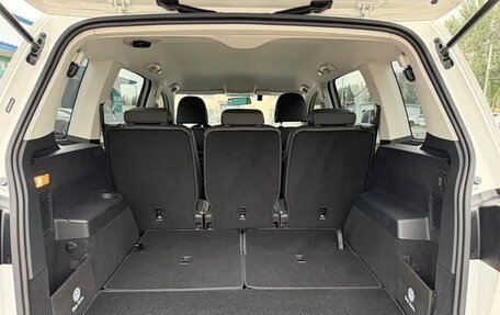 Volkswagen Touran III, 2022 год, 2 270 000 рублей, 19 фотография