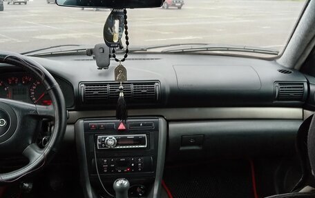 Audi A4, 1999 год, 200 000 рублей, 4 фотография
