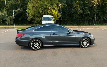 Mercedes-Benz E-Класс, 2014 год, 1 810 000 рублей, 2 фотография