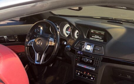 Mercedes-Benz E-Класс, 2014 год, 1 810 000 рублей, 13 фотография